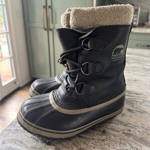 Sorel Yoot Pac Size 3 Kids Black Waterproof Snow Boots